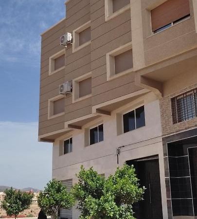 Logement Familial 2 Selouane Exteriör bild